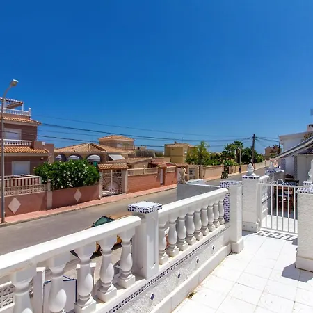 2 Bedroom Stunning In